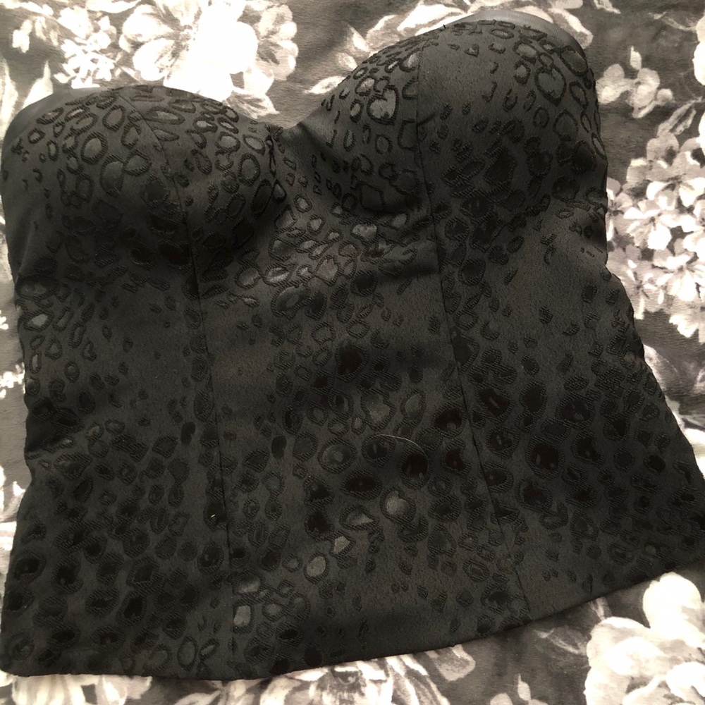 GUESS ❤️BUSTIER TOP ❤️